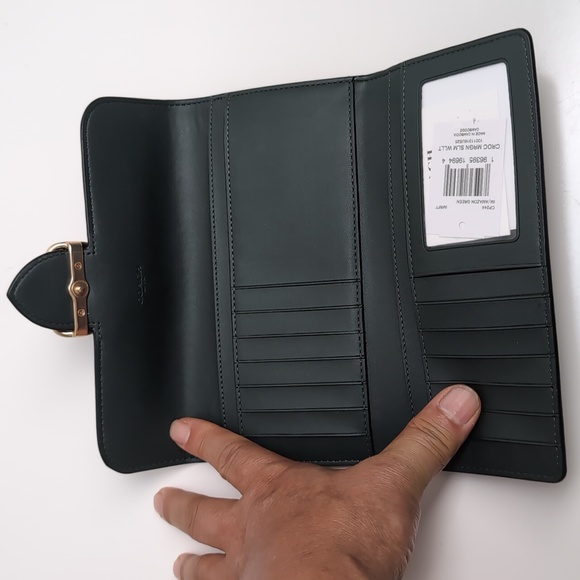 Coach Morgan CP244 Slim Wallet Gold/Amazon Green (Last One) - Picture 10 of 12